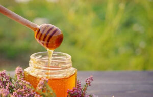 عسل <a data-autolink-id=